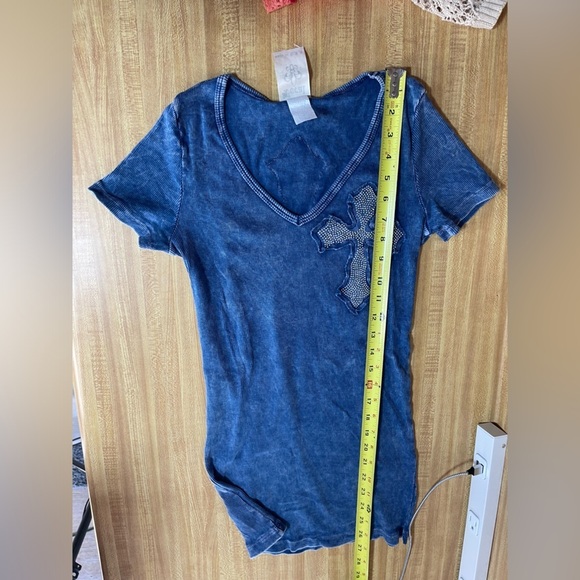 Vocal stretch faux crystal rhinestone crosses blue T-shirt women’s M - Picture 11 of 14